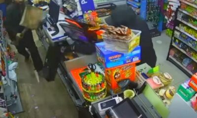 லண்டனில் தமிழர் கடையில் தீவைக்க முயற்சி: சந்தேகநபரை மடக்கிப் பிடித்த கடை ஊழியர்கள்; வீடியோ வெளியாகி பரபரப்பு