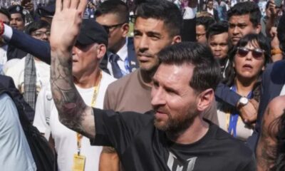 மும்பை வந்தடைந்த கால்பந்தின் பாட்ஷா மெஸ்ஸி சச்சின் கோலியை சந்திக்கிறார்