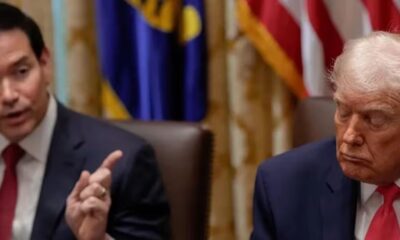 டிரம்ப் தூங்கினாரா